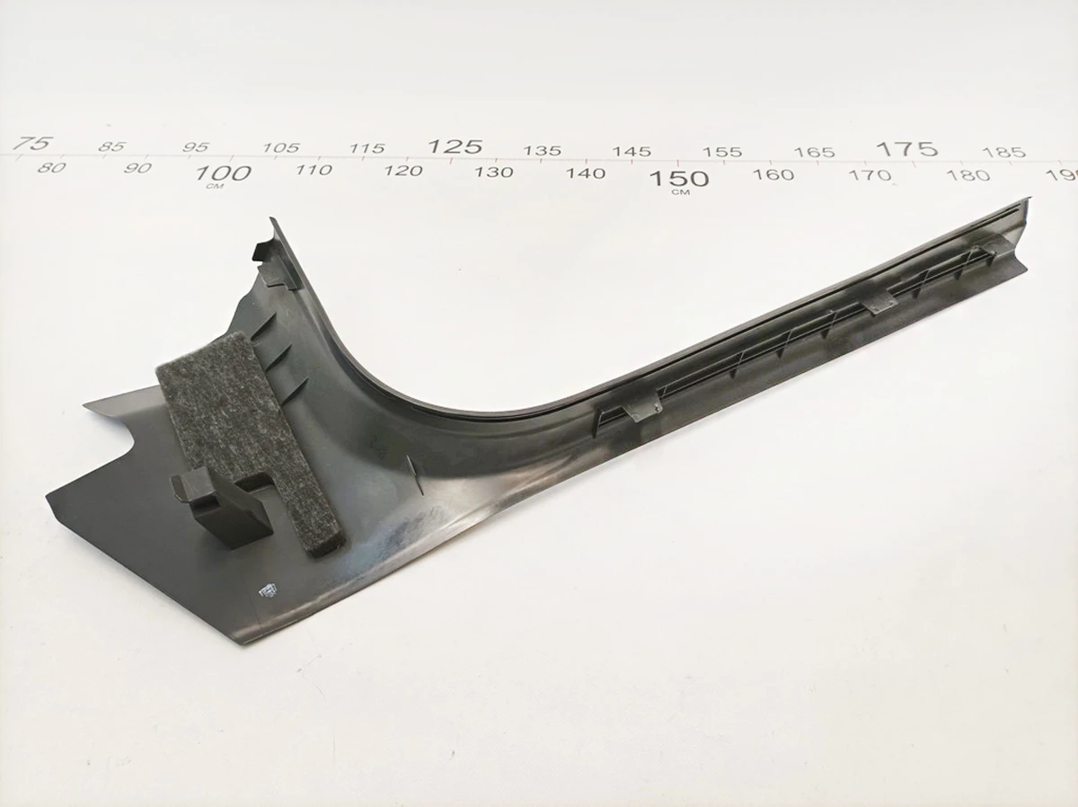 Облицовка порога стойки А внутренняя левая Mercedes B-Class A2466800106