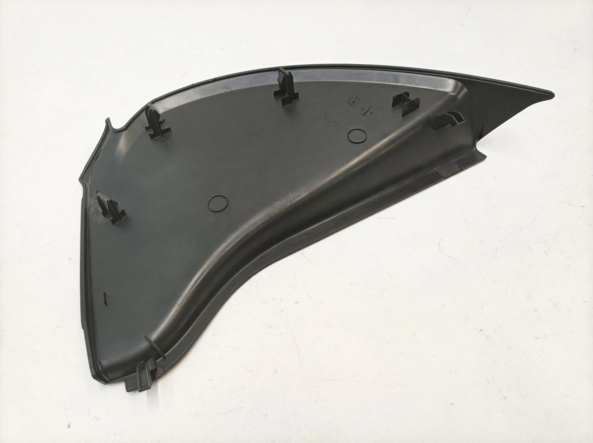 Накладка передней панели (торпедо) правая Mercedes B-Class A2466800289