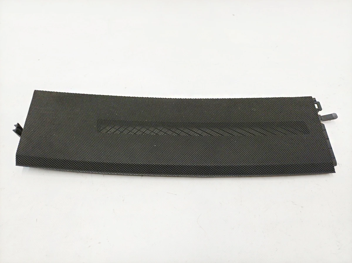 Накладка дефлектора передней панели (торпедо) правая Mercedes B-Class A2466890208