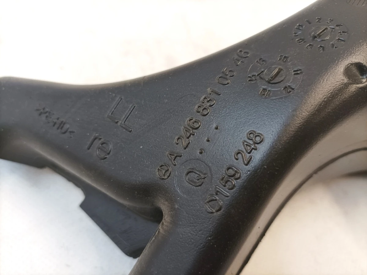 Повітропровід кліматичної установки Mercedes B-Class A2468310546