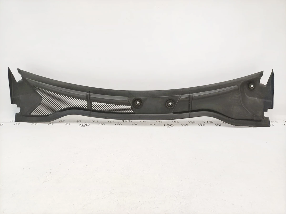 Air intake trim assembly A2468300700, A2468300900 Mercedes B-Class A2468350600