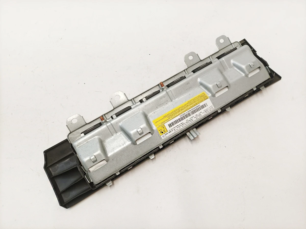 Airbag (knee) driver's side Mercedes B-Class A2468600302