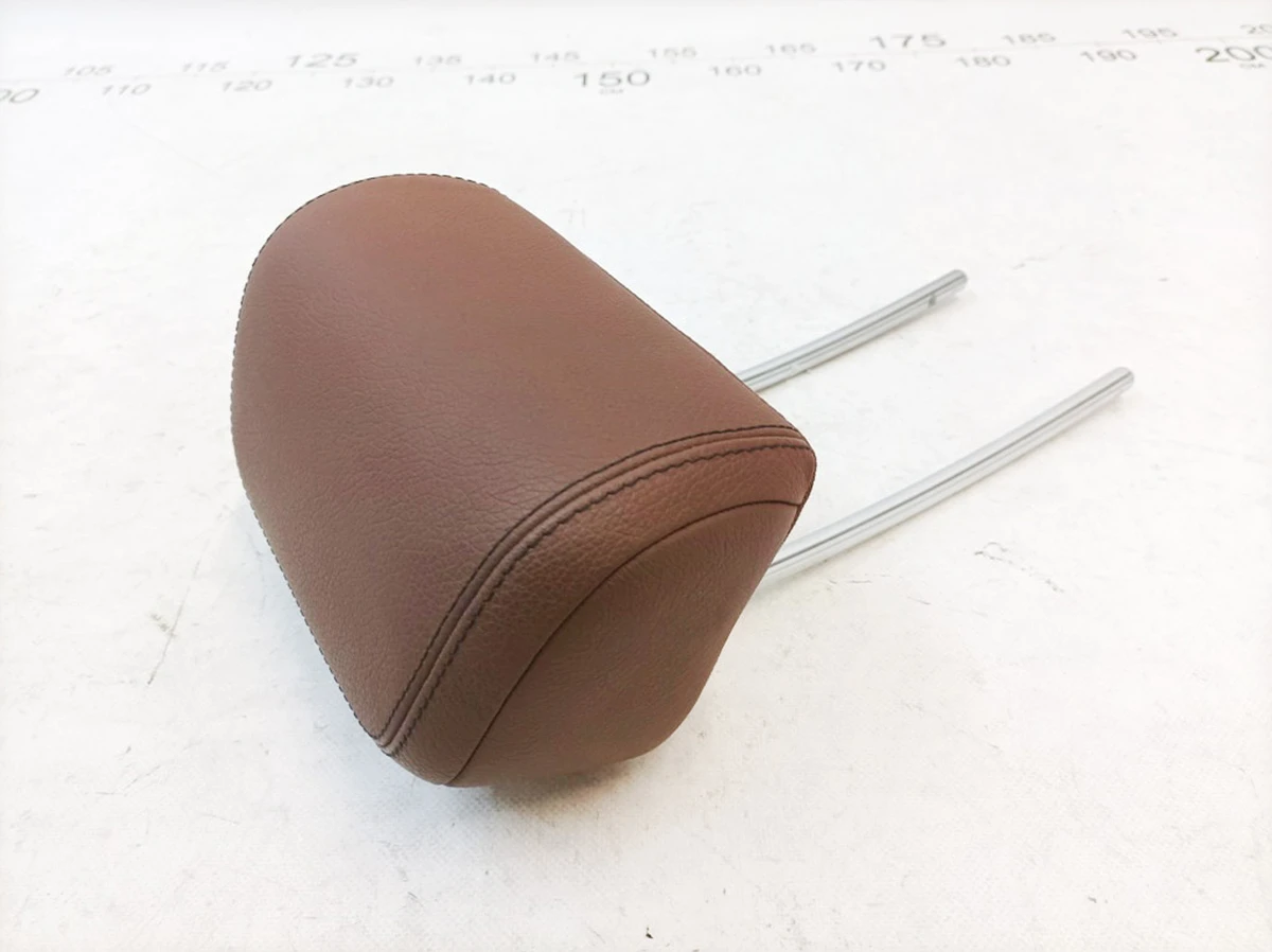 Подголовник второго ряда левый правый 204A HAZELNUT BROWN Mercedes B-Class A2469700100