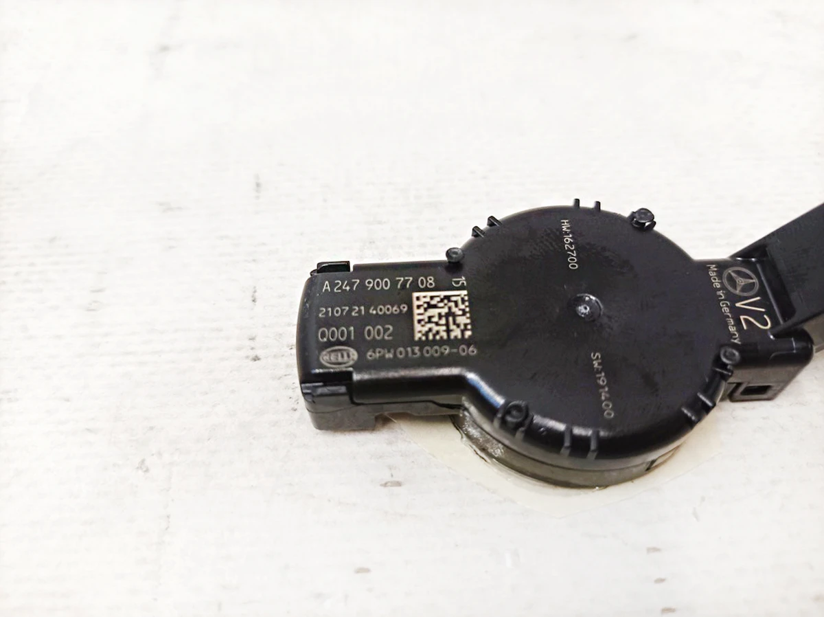 Датчик дощу та світла (з кріпильною скобою) Mercedes EQS A2479007708