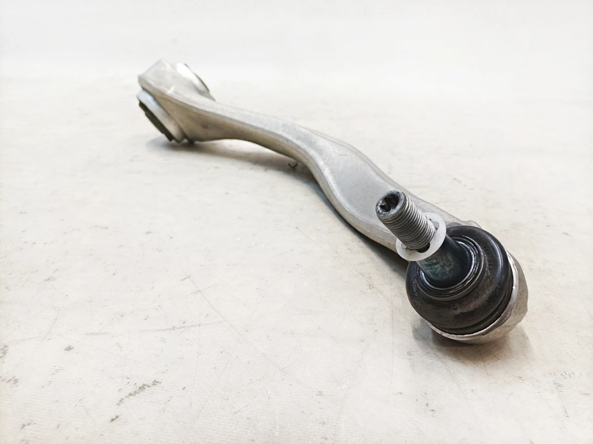 Рычаг продольный передний правый A2973305201 Mercedes EQS A2973305201