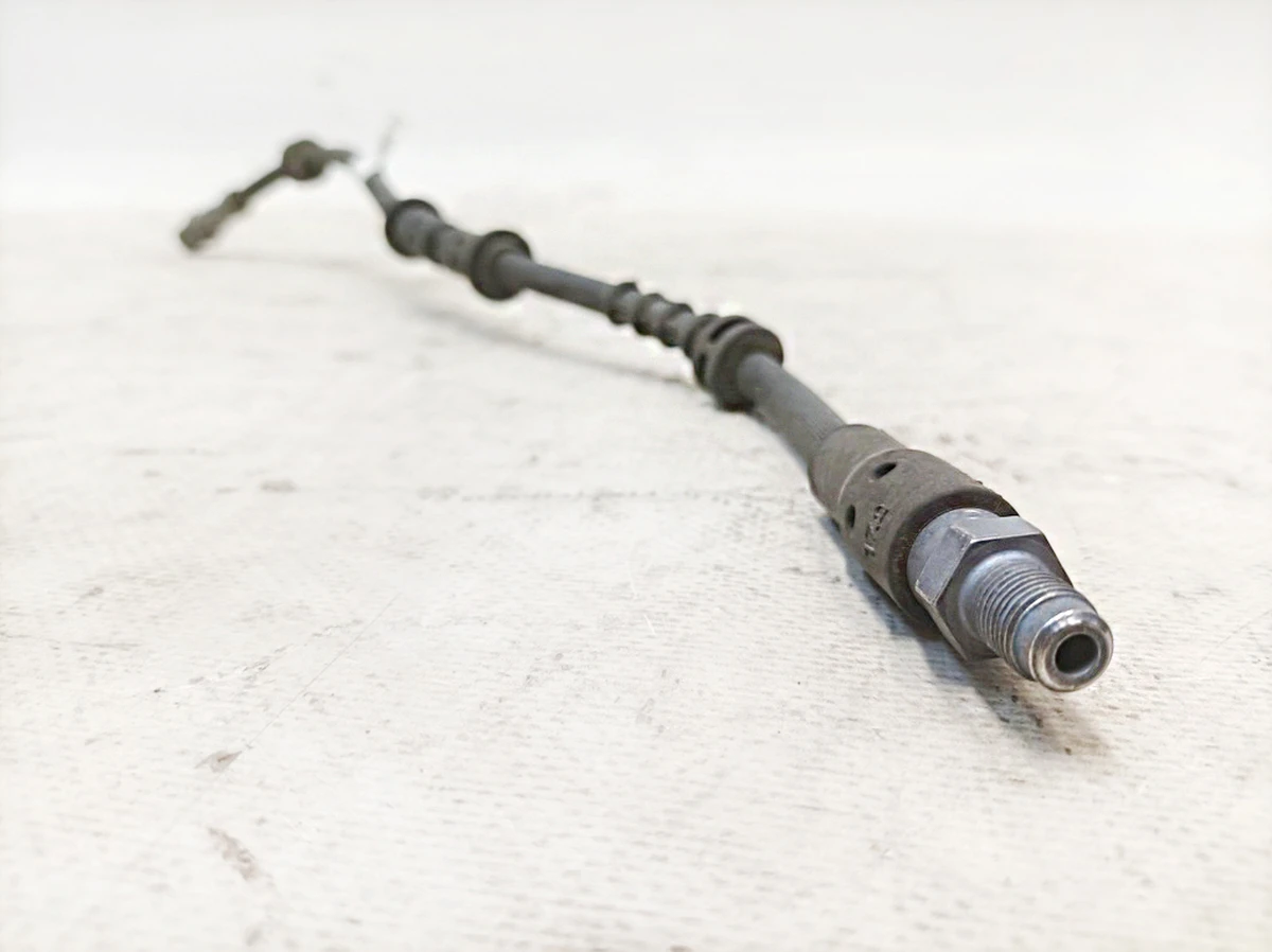 Шланг тормозной передний левый правый Mercedes EQS A2974205700