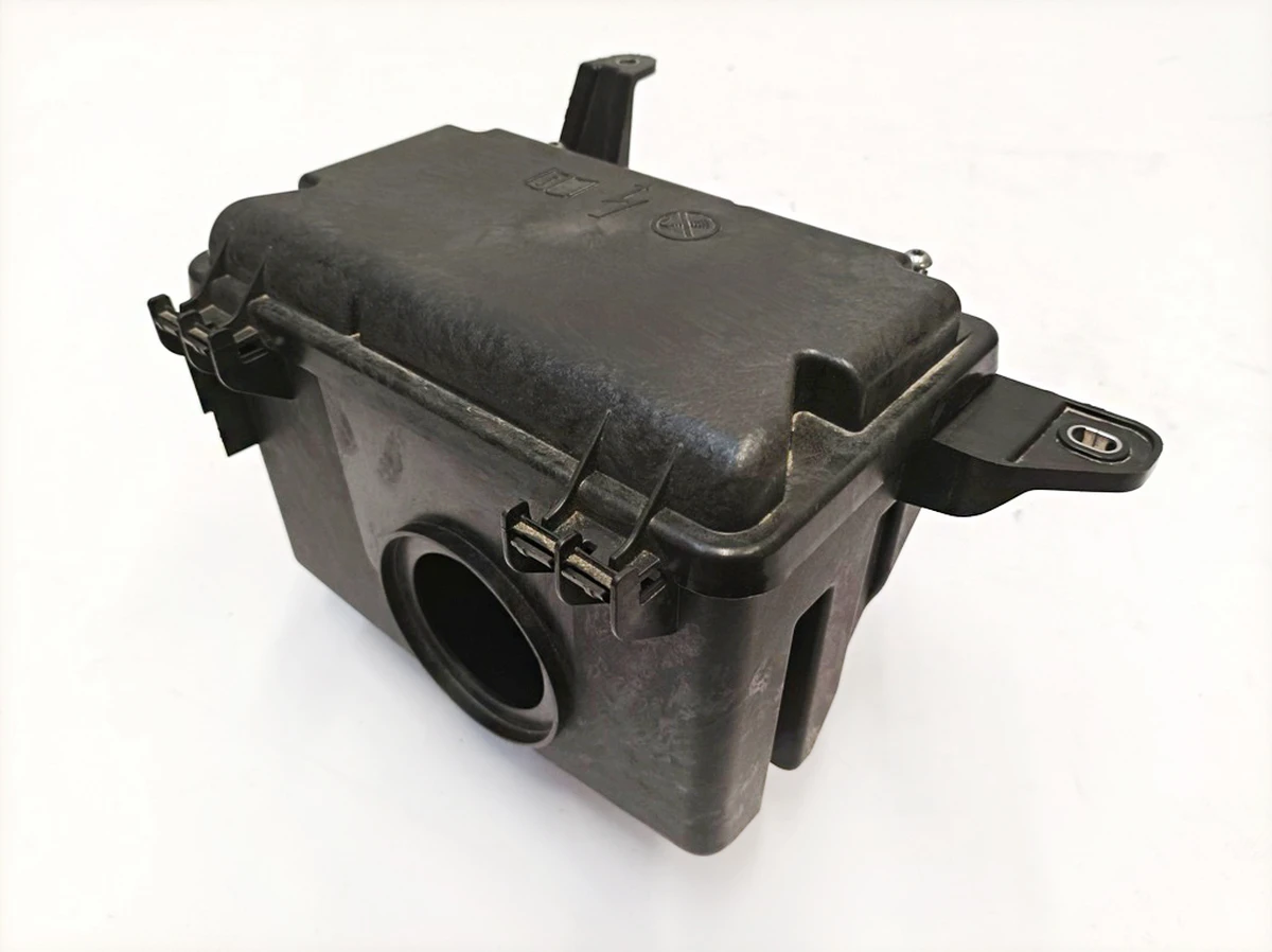 Короб защитный блока предохранителей и реле в сборе A2975401100 Mercedes EQS A2975401801