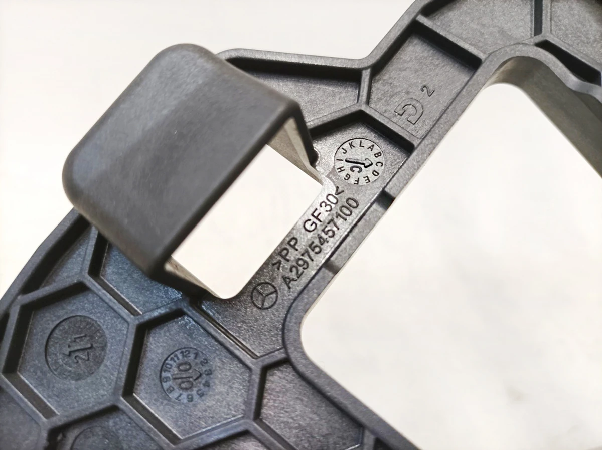 Mercedes EQS dashboard display control unit holder A2975457100