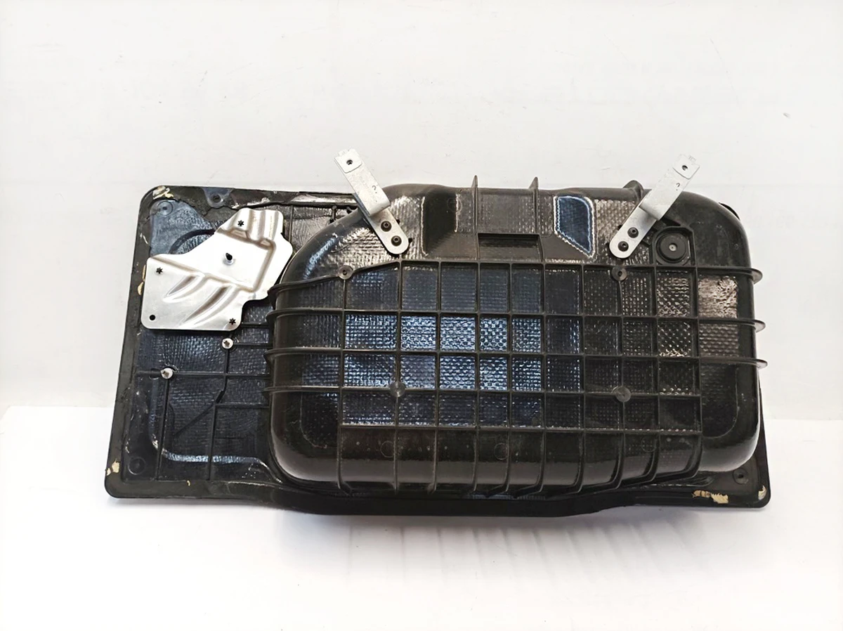 Niche in the cargo compartment of the Mercedes EQS trunk A2976182000