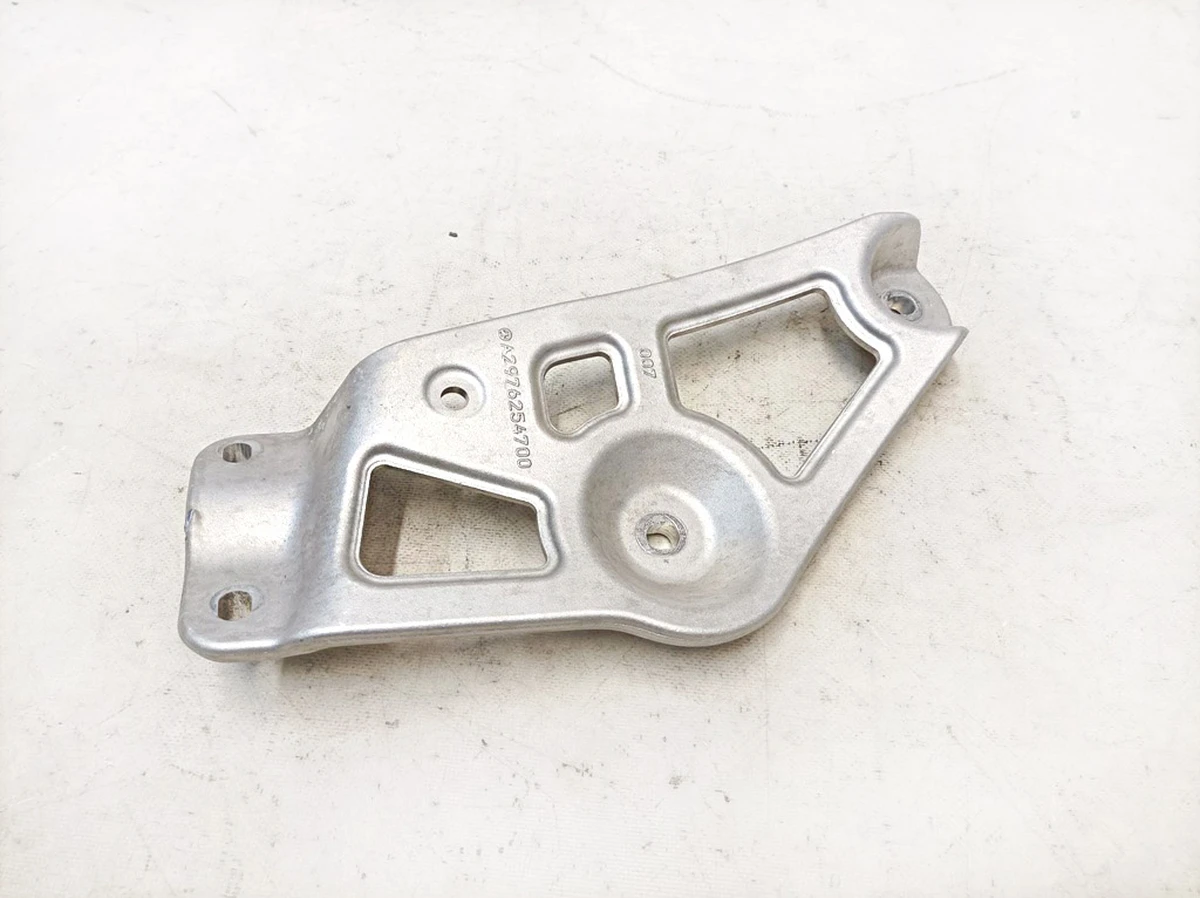 Підсилювач моторного щита лівий Mercedes EQS A2976254700