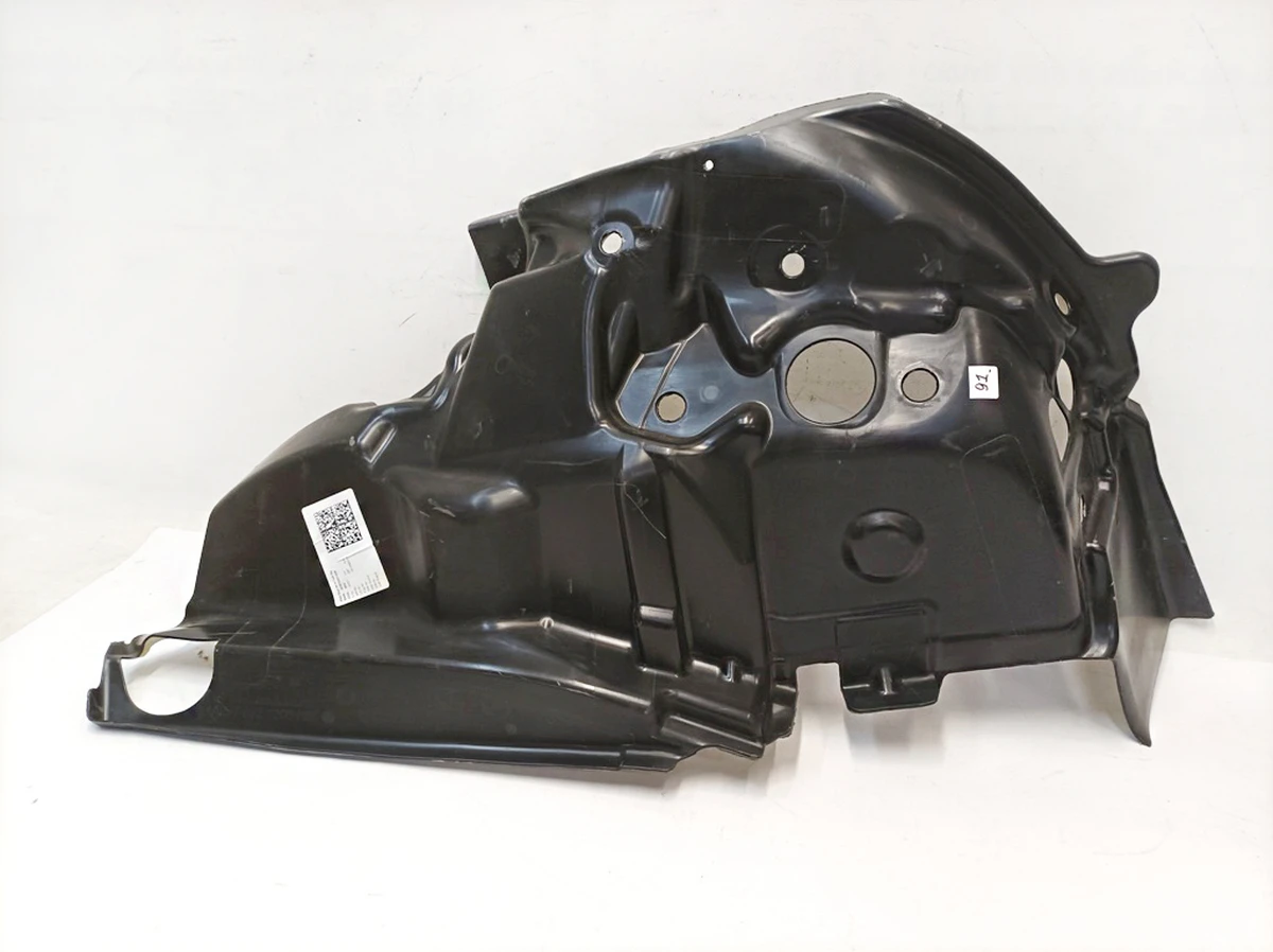 Шумоізоляція колісної арки задньої правої Mercedes EQS A2976821200