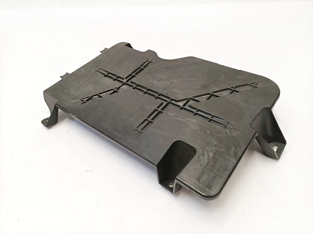 Опора килимового покриття переднього пасажира (права) Mercedes EQS A2976840100