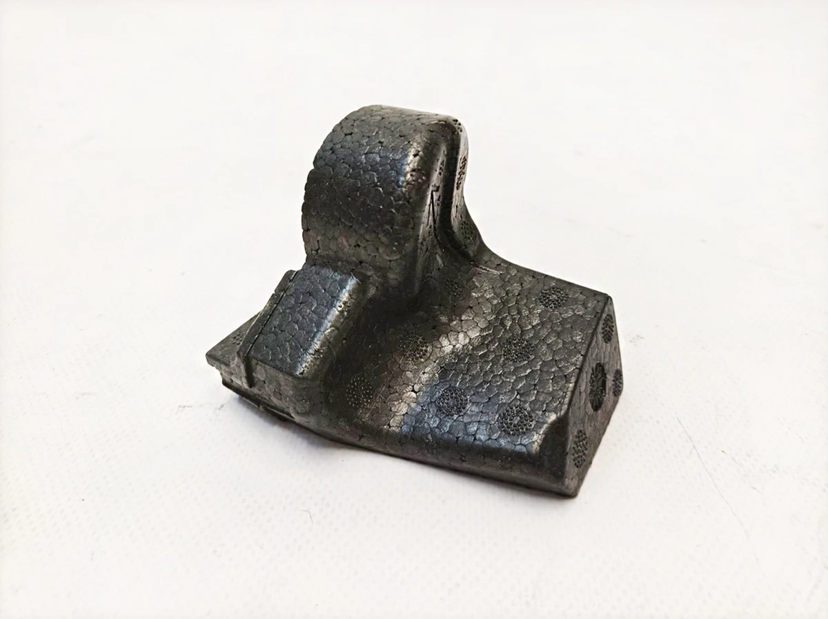 Абсорбер стелі задній правий Mercedes EQS A2976923600