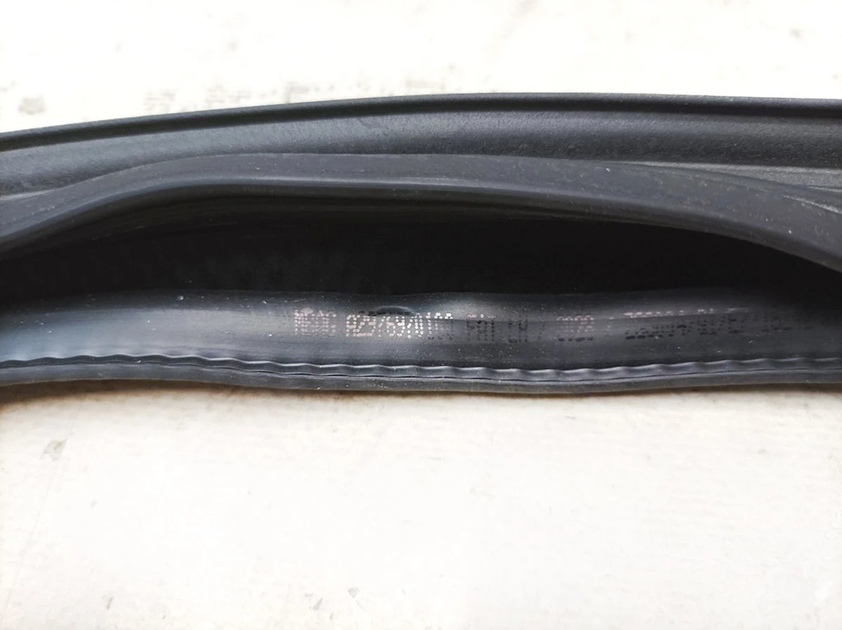 Front left door seal Mercedes EQS A2976970100