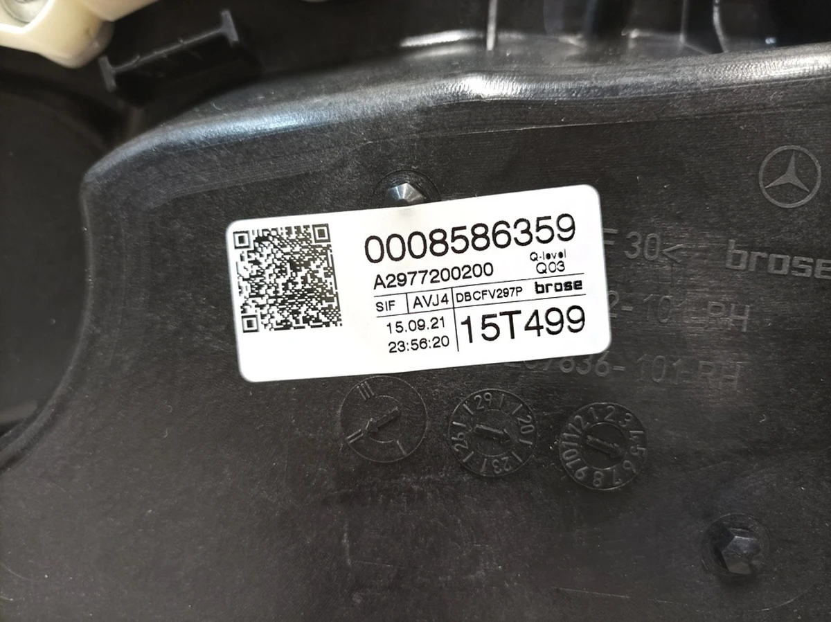 Front right front door window elevator assembly A0009065008 Mercedes EQS A2977200200