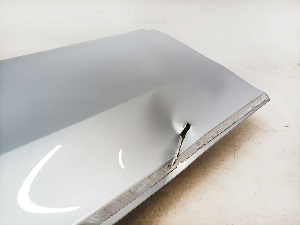 Дверь передняя правая (металл) 922 Hightech Silber повреждена Mercedes EQS A2977222600