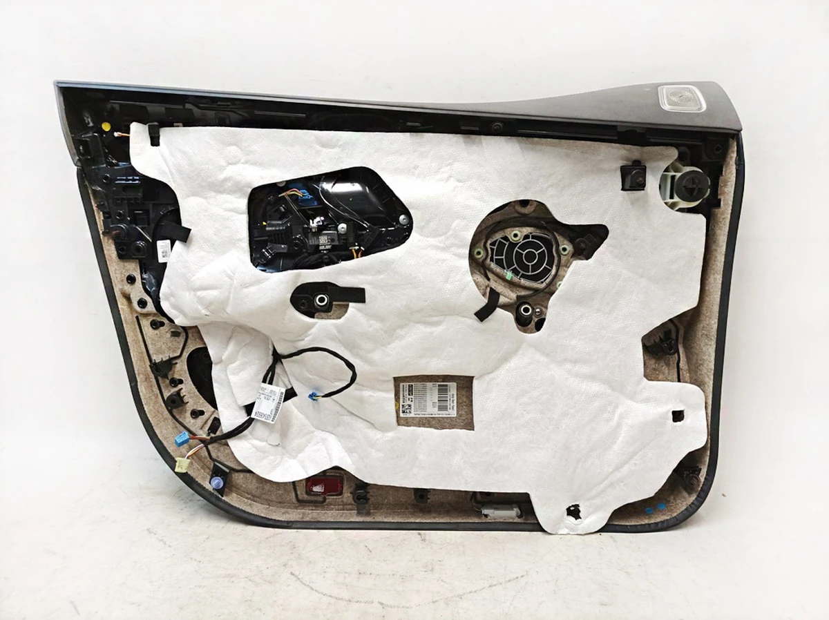 Front right front door frame assembly: A2977208802/9H93, A2977274800/2C41, A2977276000, A2978200401, A2978253500, A0009006820, A0009064410, A0059908212, A2238207500, A2239003721, A2239051903, A2239052405, A2975406924, A2977200202 (without control box) Mer