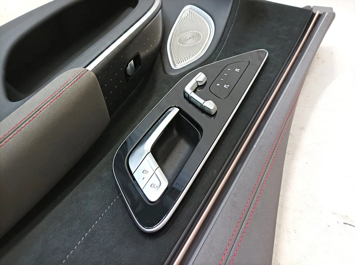 Карта двери передней правой в сборе (без блока управления) Mercedes EQS A2977208802