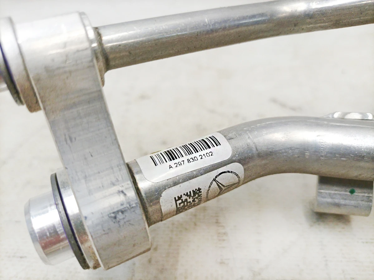 Трубка контуру холодоагенту (подвійна) Mercedes EQS A2978302102