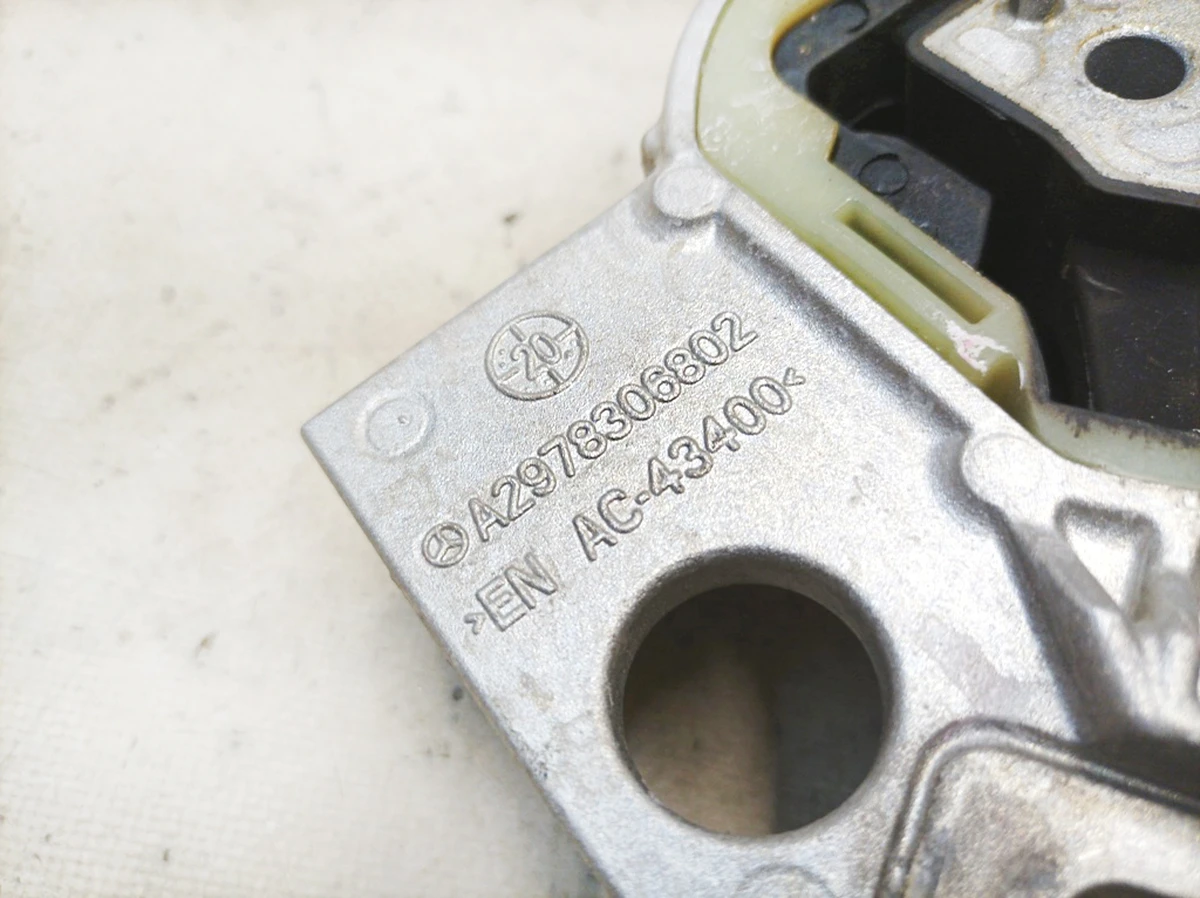 Elastomeric air conditioning compressor support right Mercedes EQS A2978306802