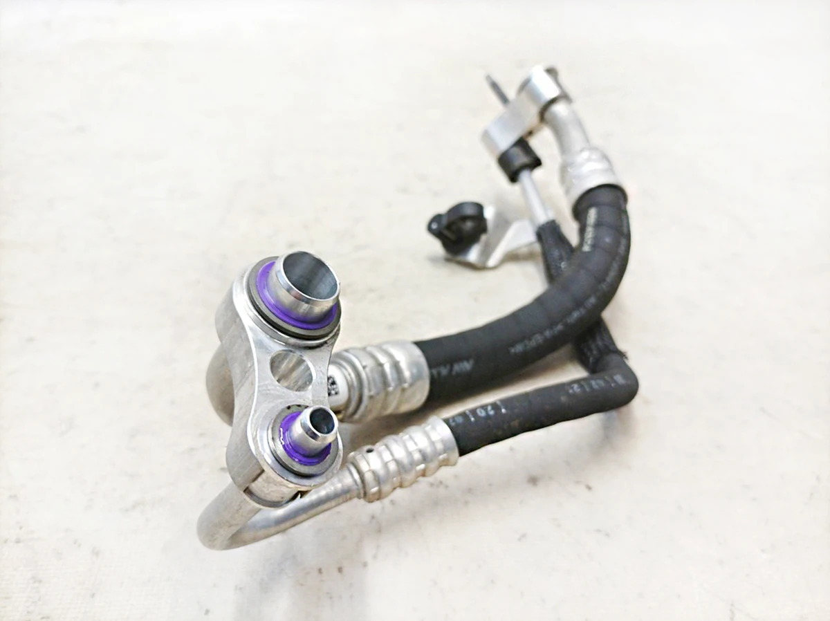 Трубка контуру холодоагенту (подвійна) Mercedes EQS A2978306901