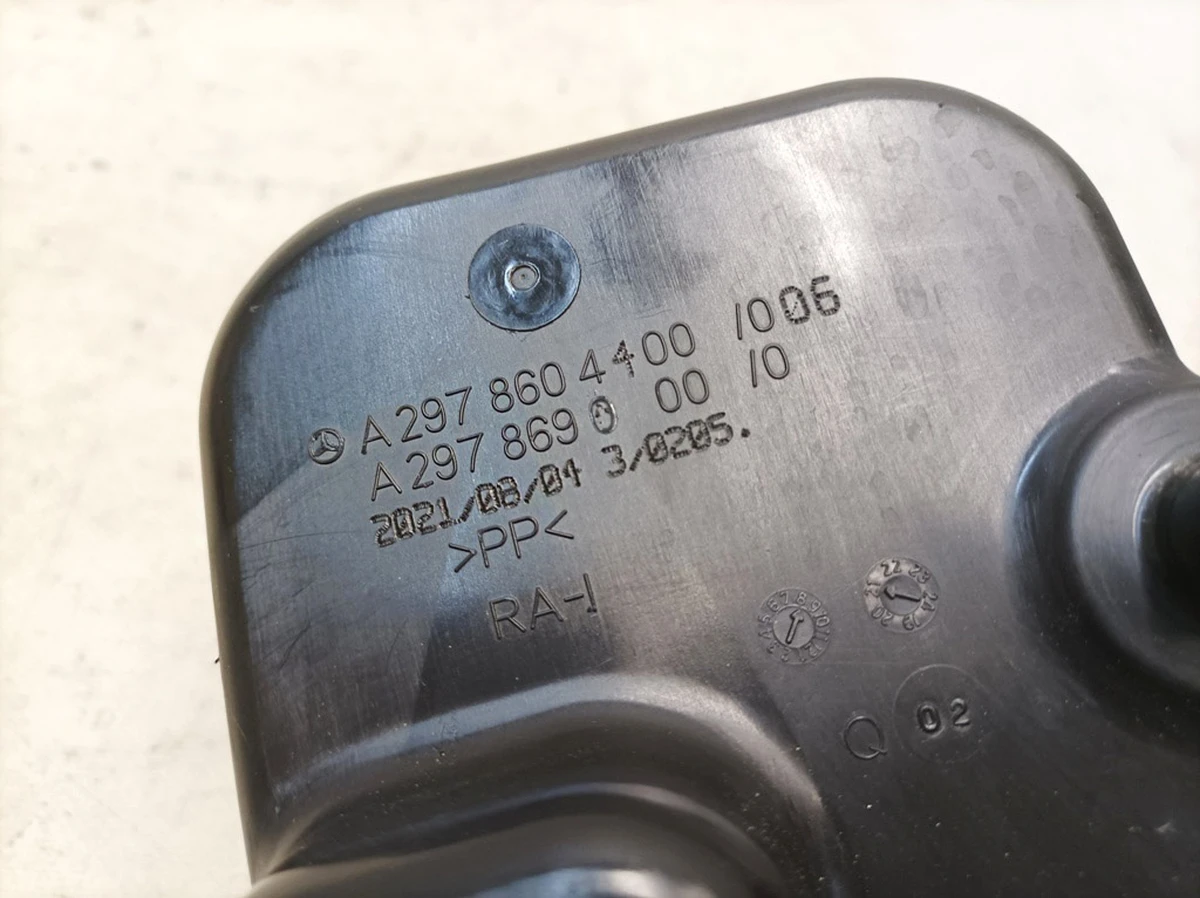 Wiper tank (one pump) Mercedes EQS A2978604400