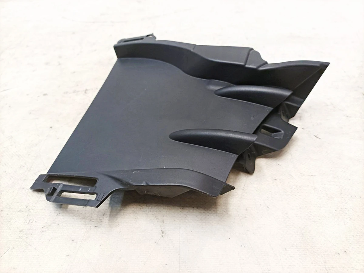 Накладка бампера переднього сегмент повітропроводу права Mercedes EQS A2978856003