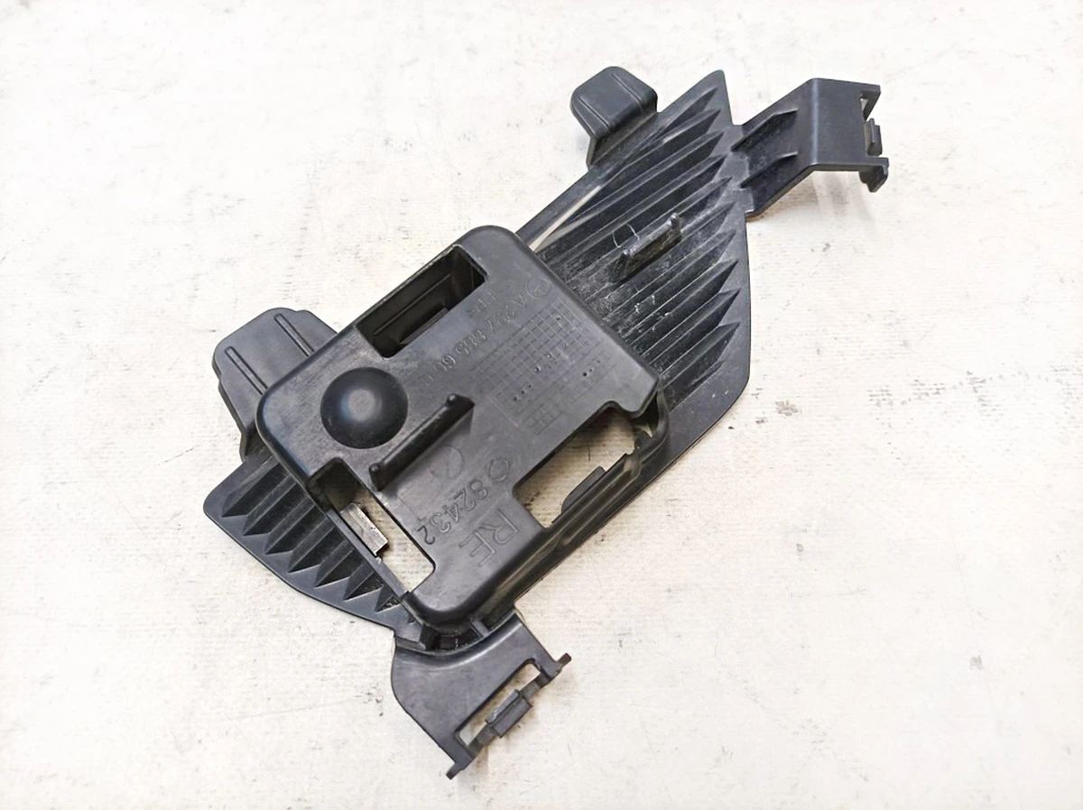 Кронштейн радара передній правий Mercedes EQS A2978856603