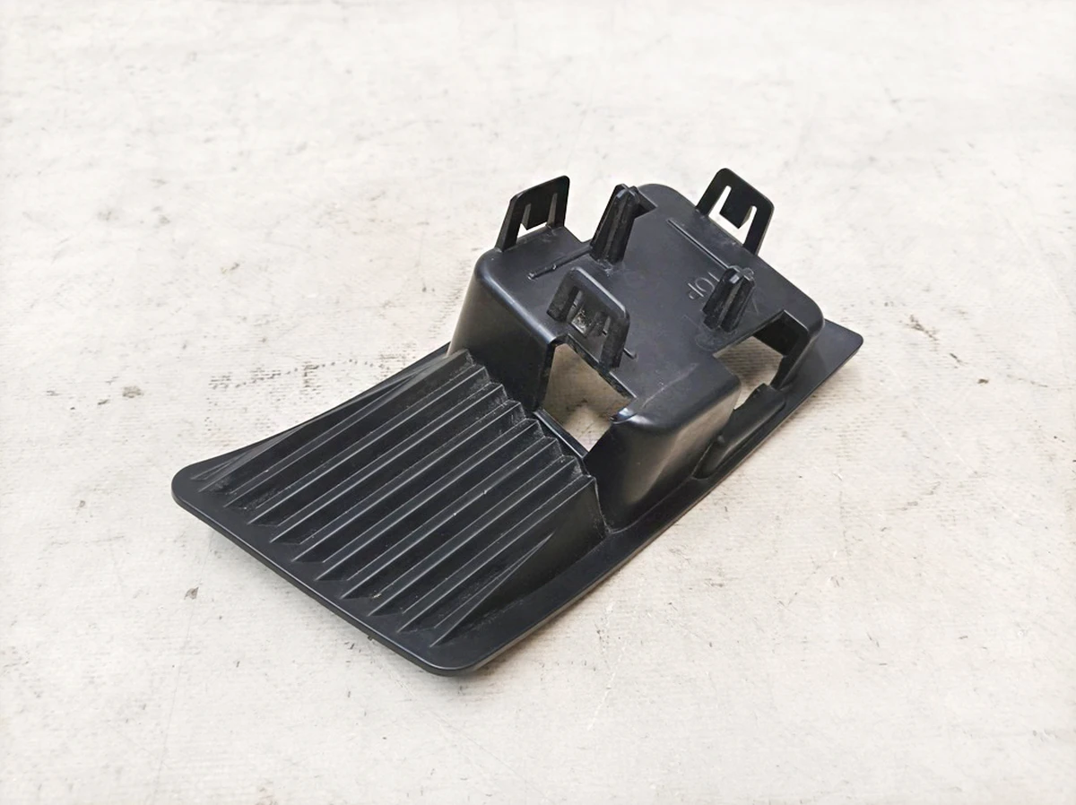 Тримач датчика радара задній правий Mercedes EQS A2978858602