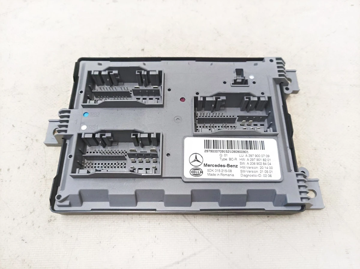 Блок обработки сигналов (SAM) задний Mercedes EQS A2979000709