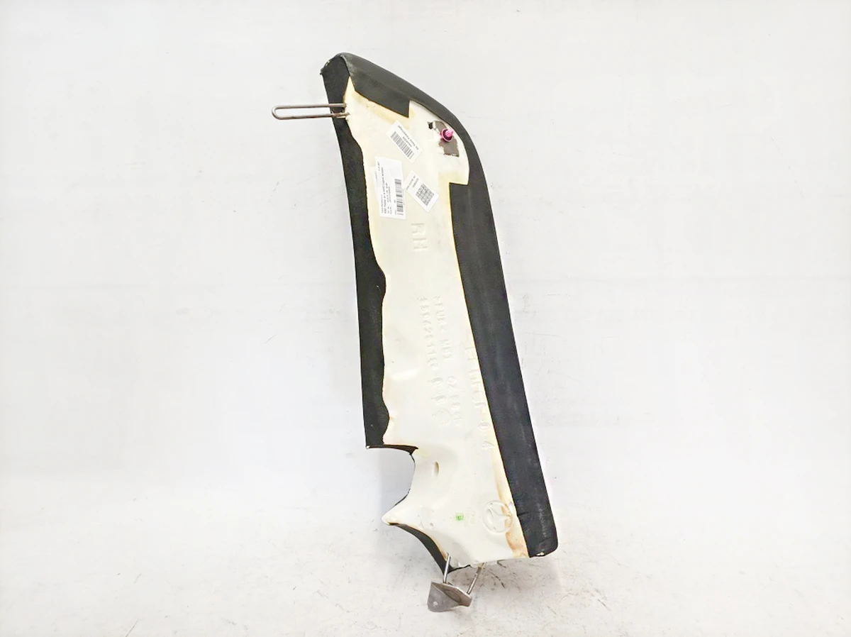 Боковая поддержка спинки сиденья второго ряда правая 9E43 Mercedes EQS A2979206203