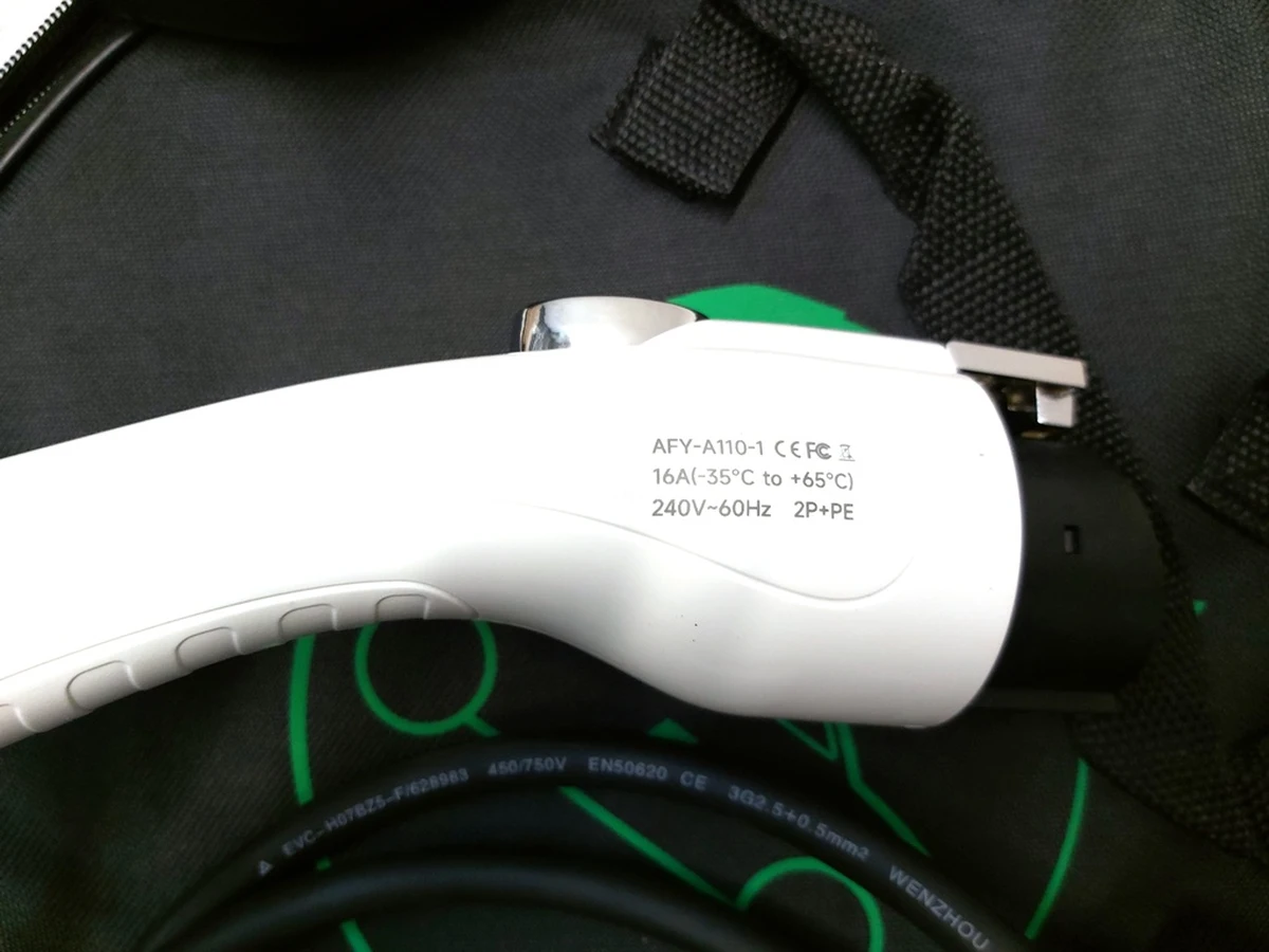 1 Универсальное мобильное зарядное устройство TYPE1 8A-16A 110V-240V 3,5 kW 3,5 м Tesla all models UMC AFY-A110-1 AE