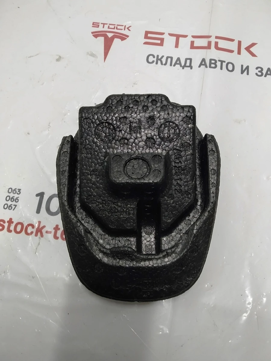1 Tesla model S driver/passenger headrest foam filler 1013112-03-B