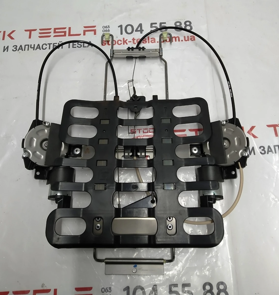 1 Driver/passenger seat lumbar adjustment mechanism assembly Tesla model S 1013112-03-B