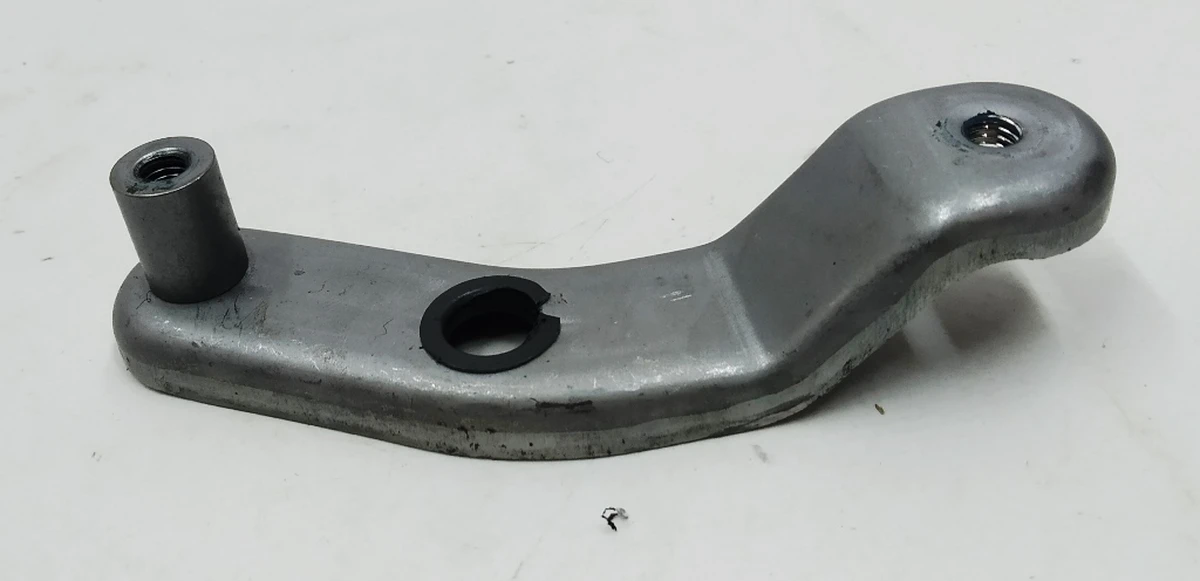 Тяга электродвигателя регулировки высоты пассажирского сиденья Tesla model X S REST 9876524-03-A