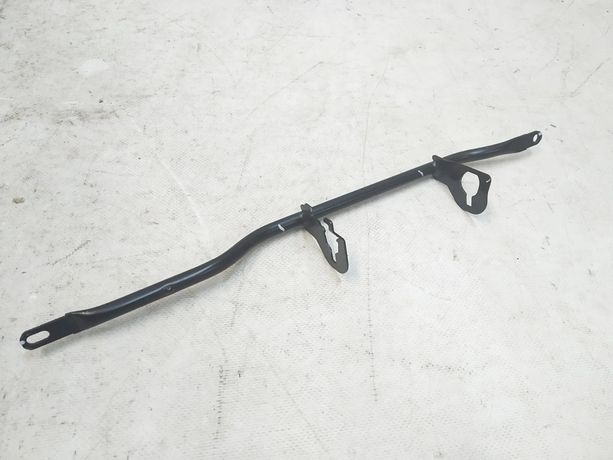 Кріплення електродвигуна водійського сидіння Tesla model S 1097786-00-A