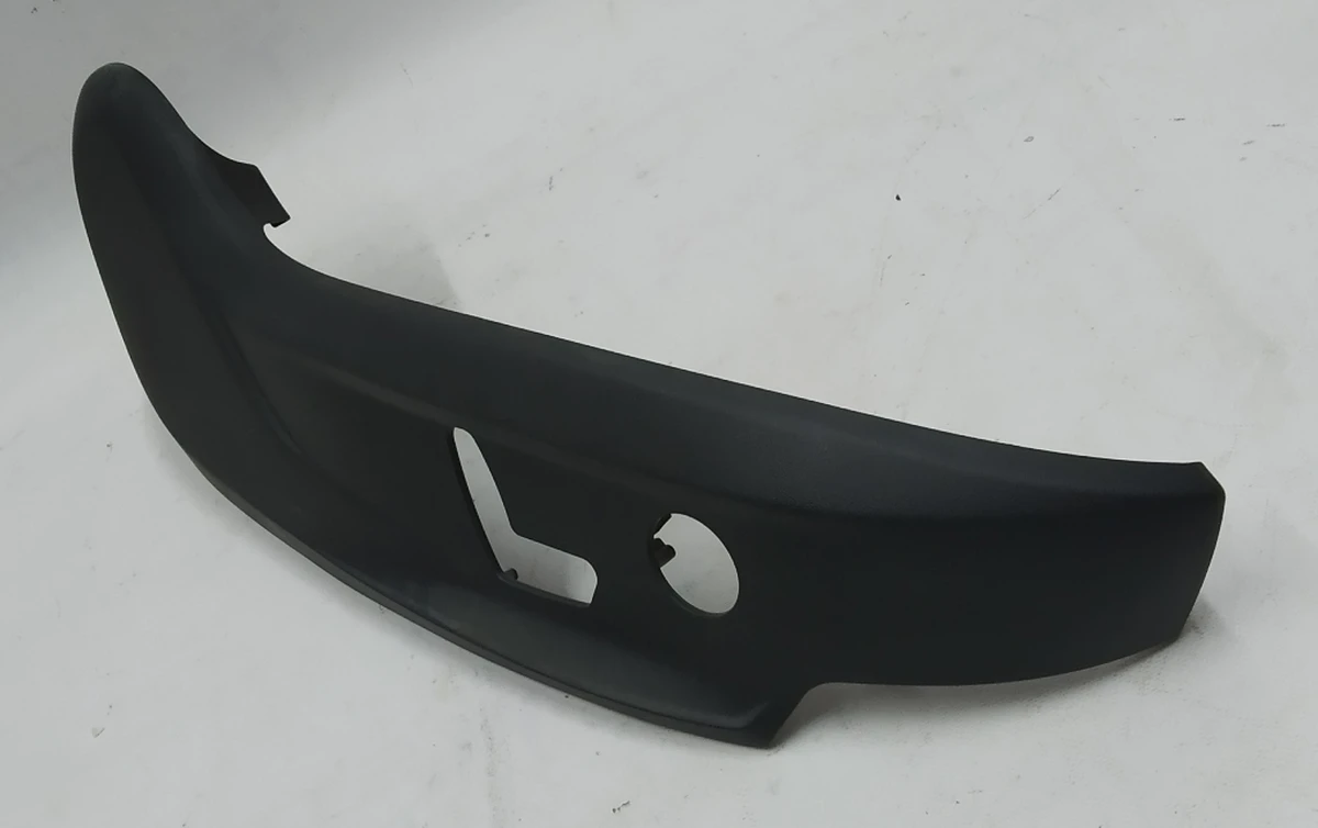 4 Накладка декоративна сидіння пасажира нижня права (з пошкодженням) Tesla model S, model S REST 1013094-00-A