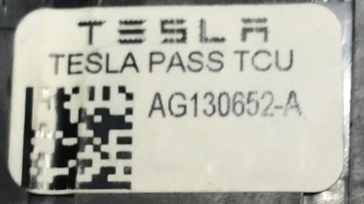 15 Модуль підігріву пасажирського та 2-го ряду сидінь Tesla model S, model S REST 1030458-00-A