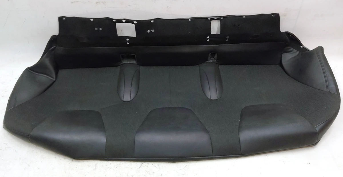 3 Обшивка дивана 2-го ряду BASE SED VYC Tesla model S, model S REST 1030569-01-B