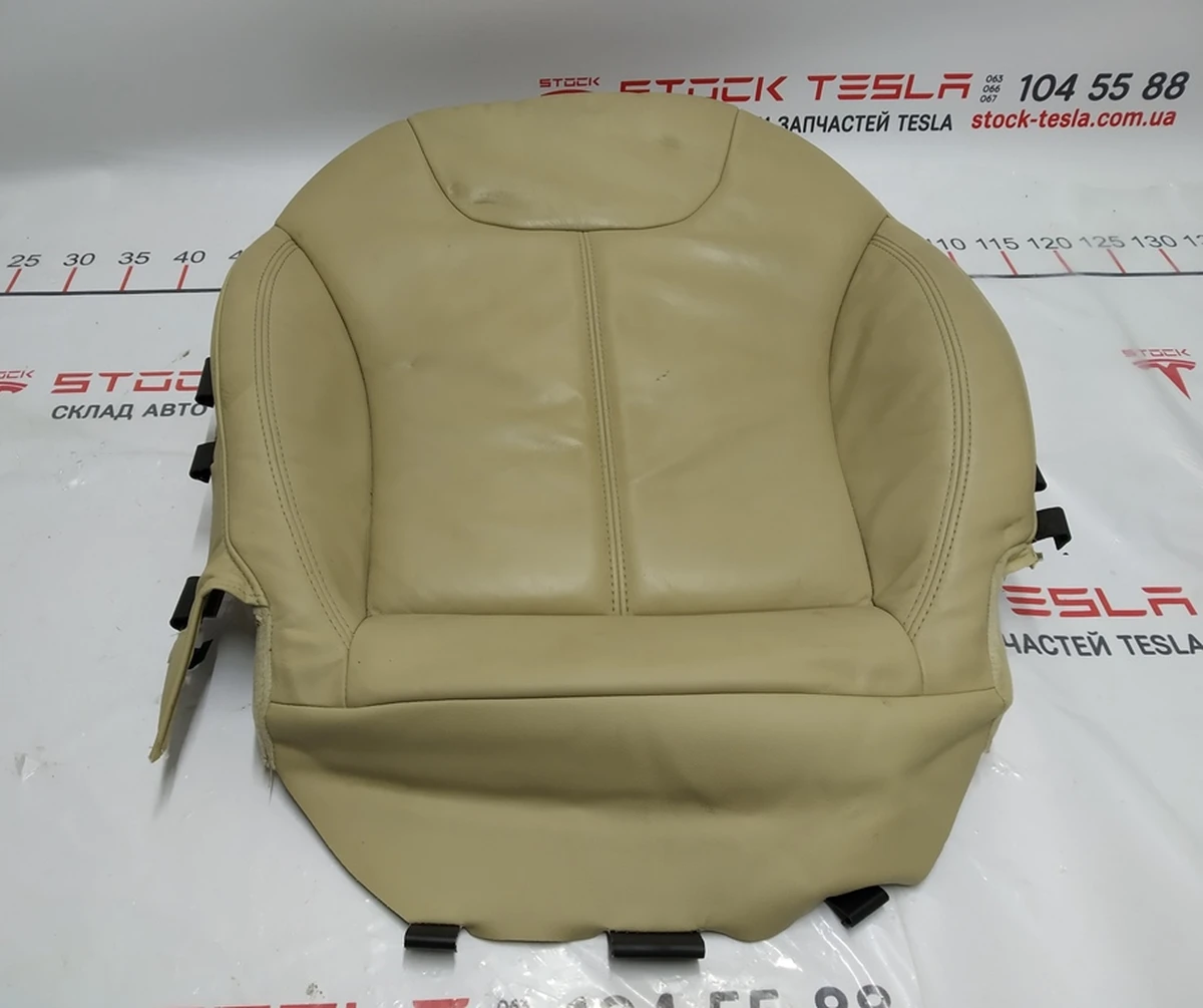 4 Обшивка нижньої частини пасажирського сидіння із підігрівом PREM TAN Tesla model S 1013123-03-B