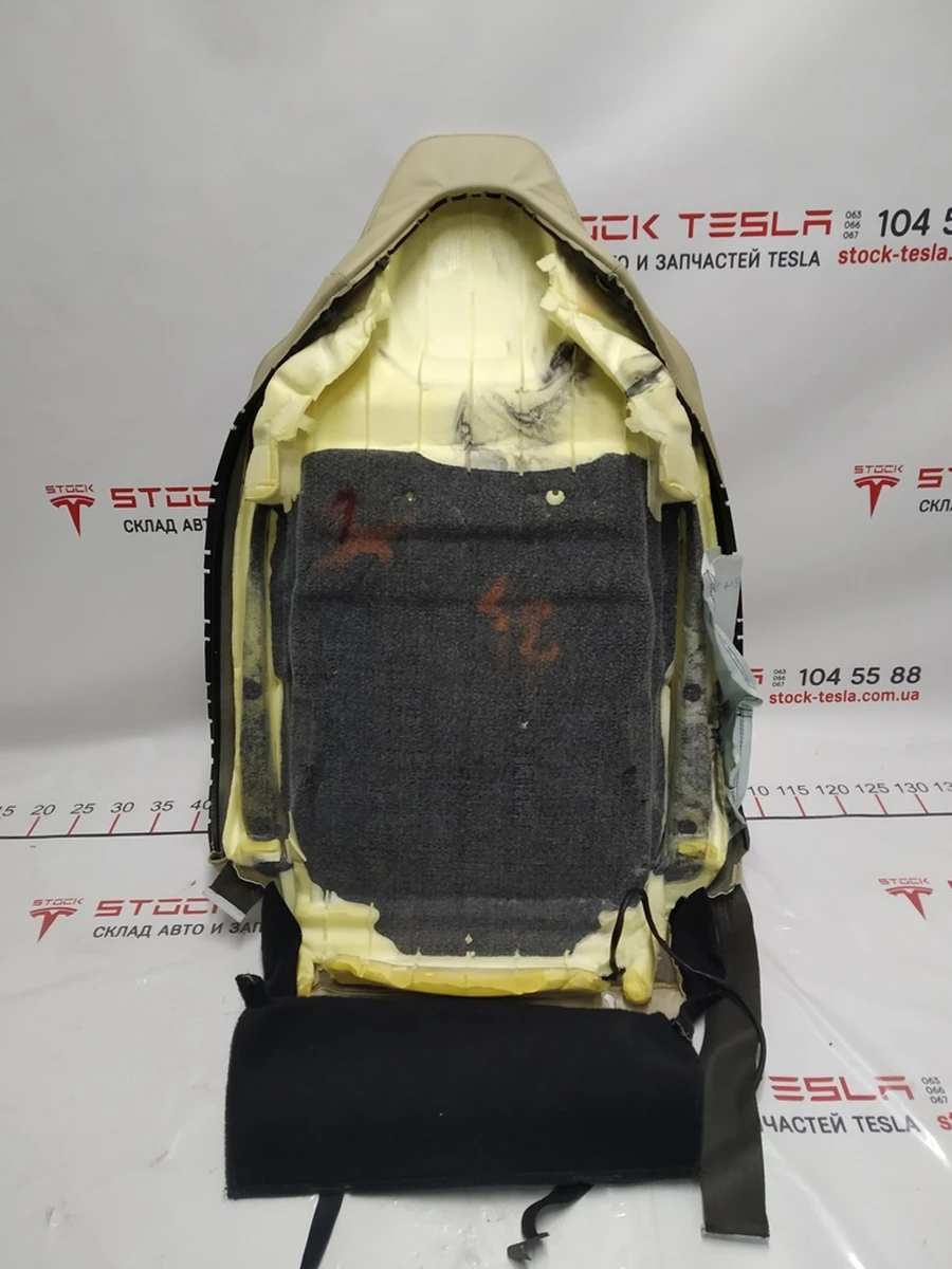 2 Обшивка спинки пассажирского сиденья с подогревом PREM TAN Tesla model S 1013121-03-B