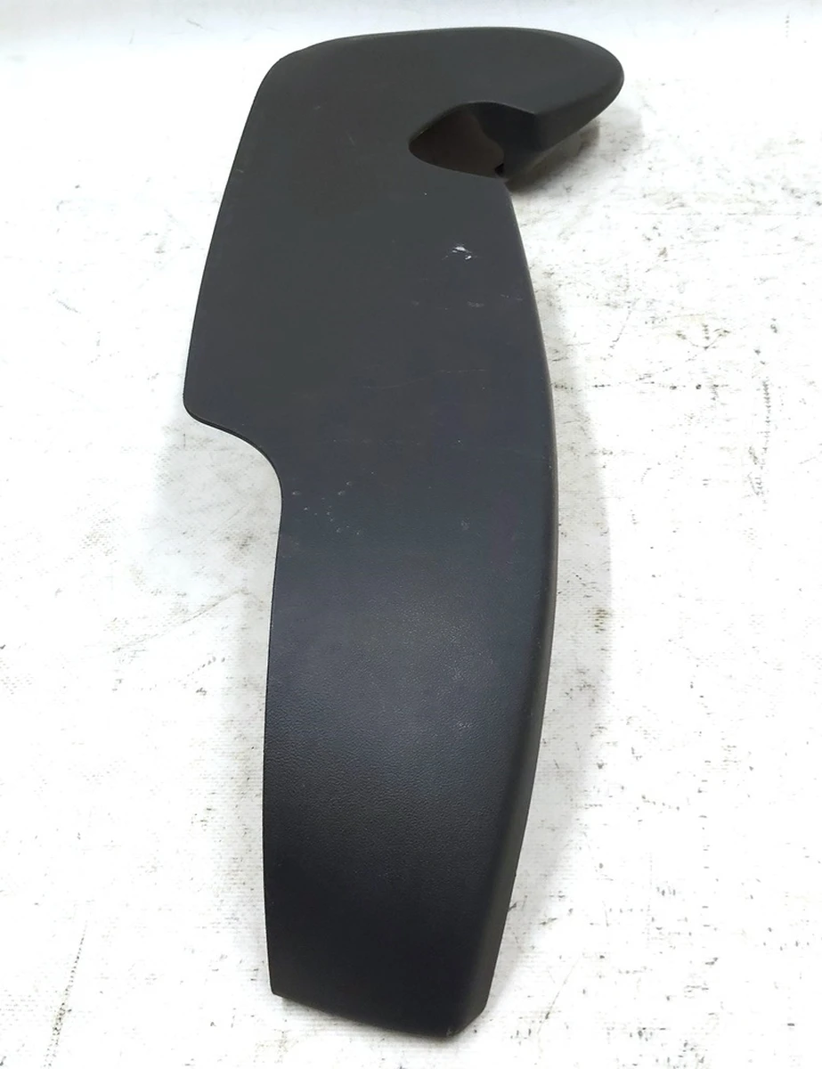 2 Накладка декоративна водія сидіння нижня права з пошкодженням Tesla model S, model S REST 1013076-00-A