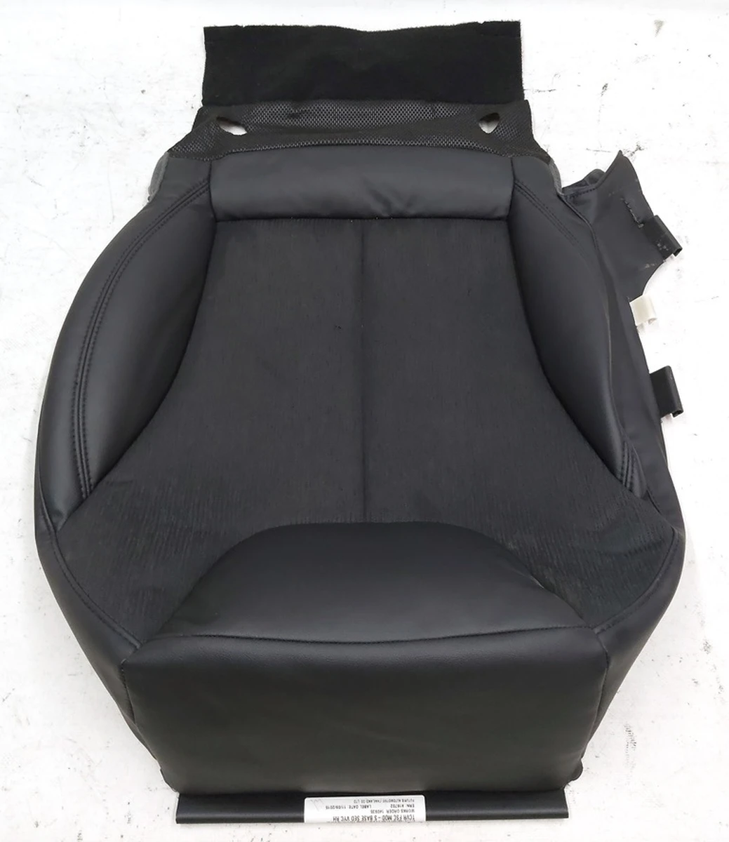 4 Обшивка сидіння пасажирського низу BASE BLACK GEN 1 Tesla model S, model S REST 1013089-01-C