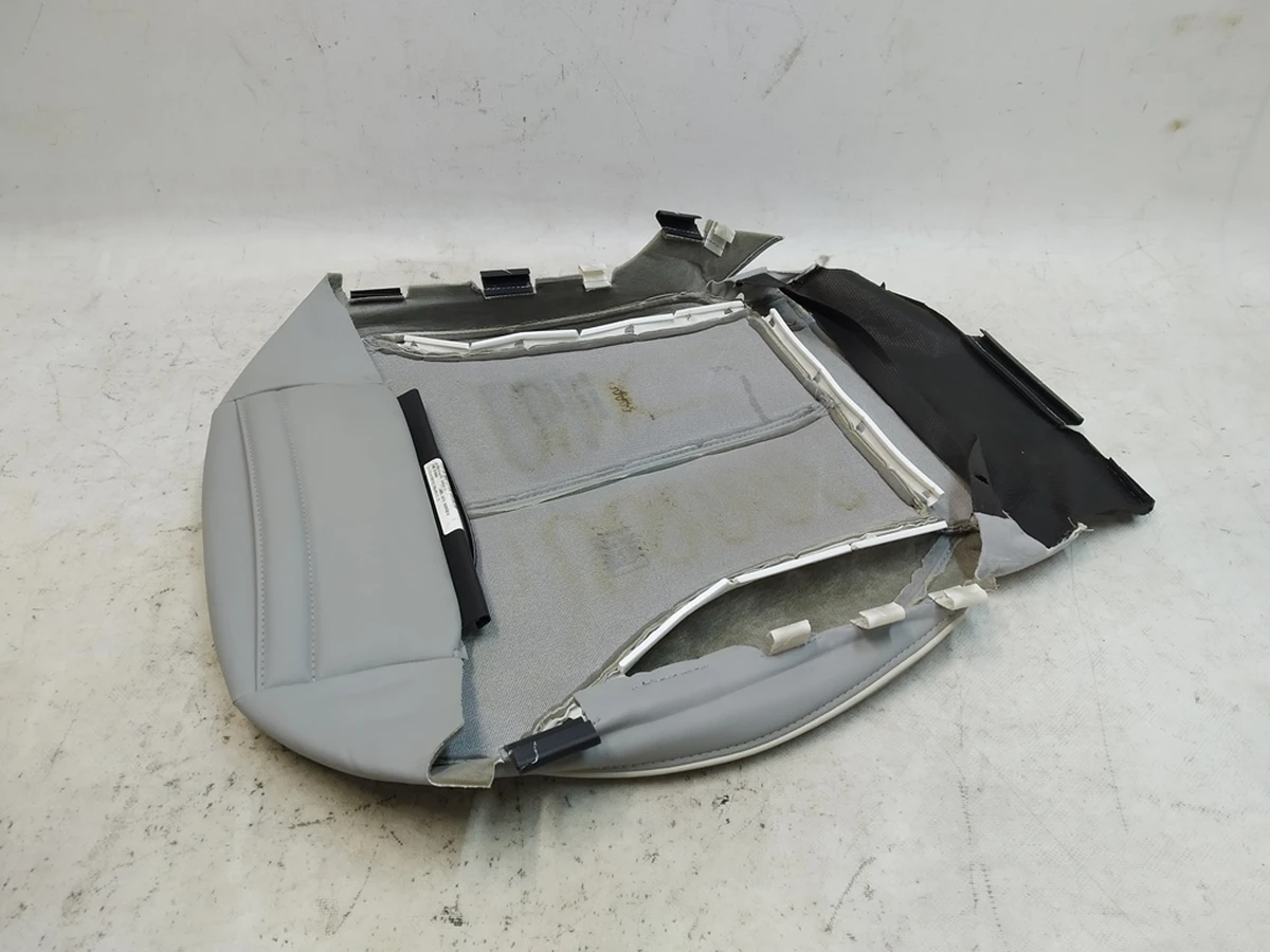 4 Обшивка сиденья пассажирского низ PERFORMANCE GRAY Tesla model S 1013399-04-A