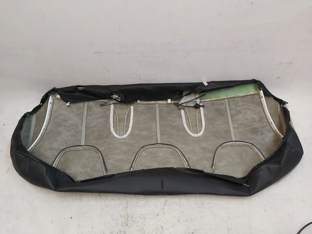 5 Обшивка дивана другого ряду сидінь PREM GRY Tesla model S, model S REST 1030570-04-B