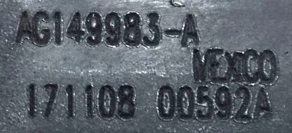 1 Датчик положення магнітного типу нижньої частини сидіння водія Tesla model S REST, model X 9876527-03-A