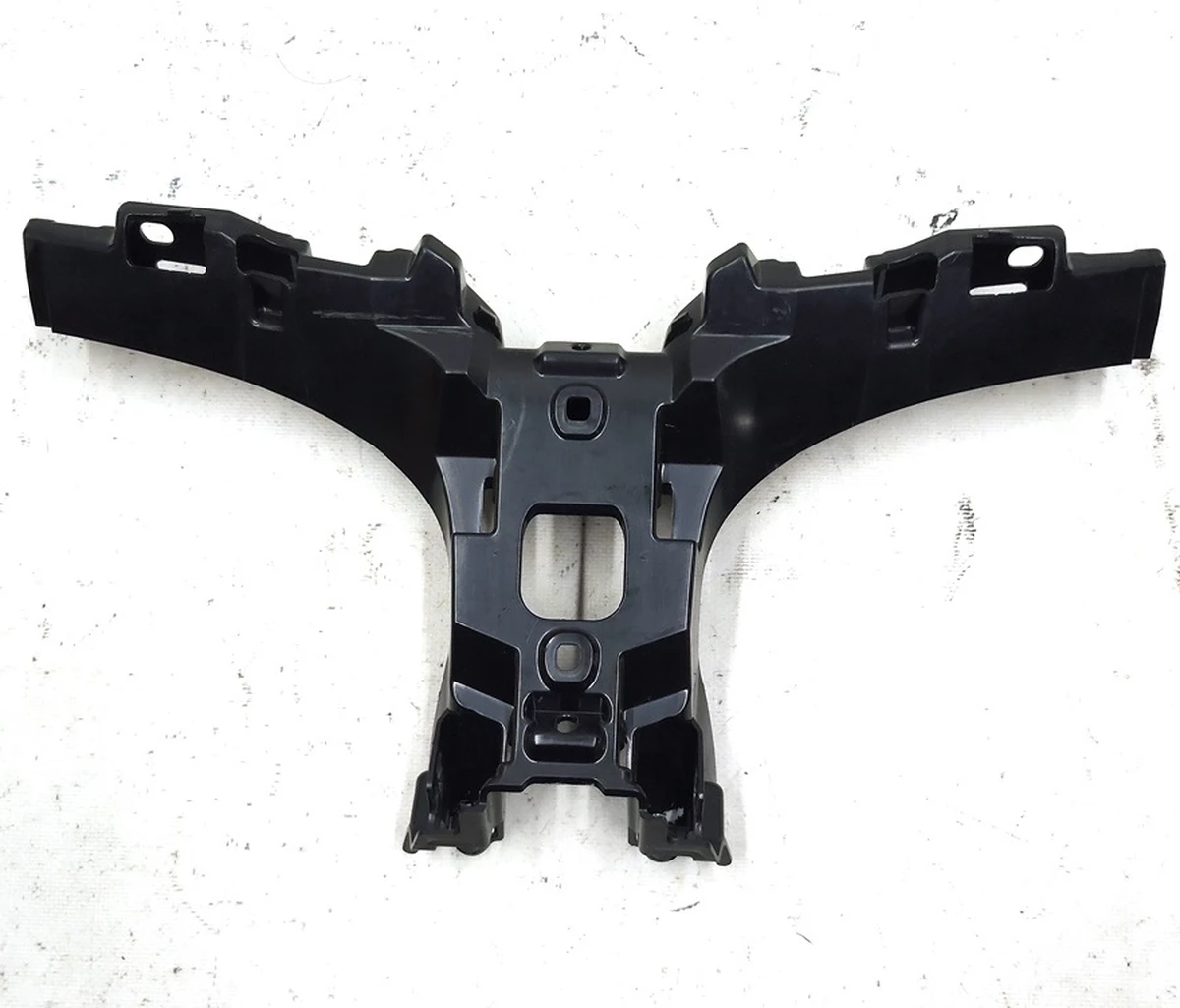 Накладка декоративна подіума сидіння 2-го ряду нижня ззаду з ушкодженням Tesla model X AG151474