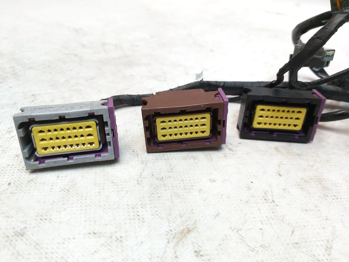 2 Электропроводка нижней части пассажирского сиденья Tesla model S REST, model X 1486405-01-D