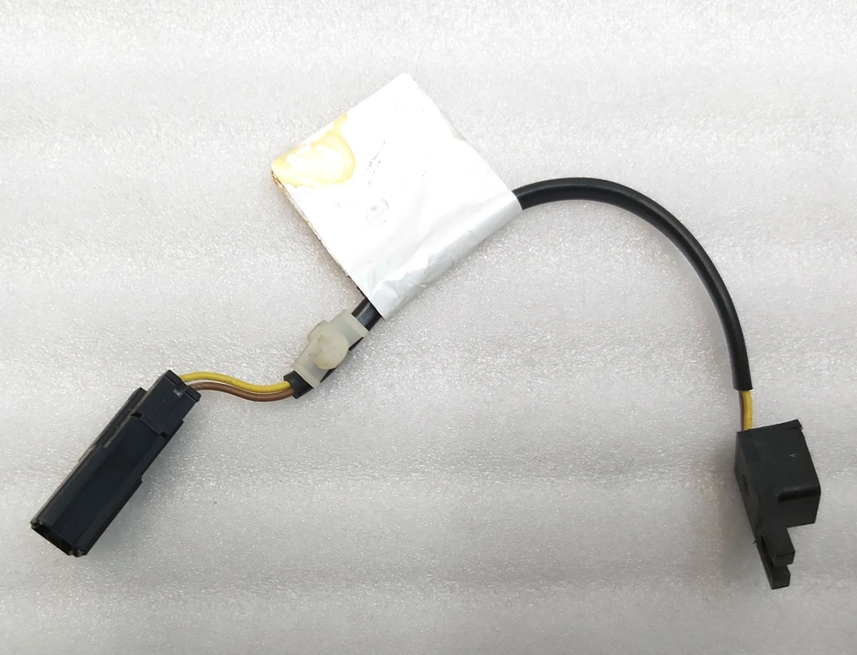 Датчик магнитного типа угла наклона сиденья 1-го ряда Tesla model S REST, model X 1454066-00-A