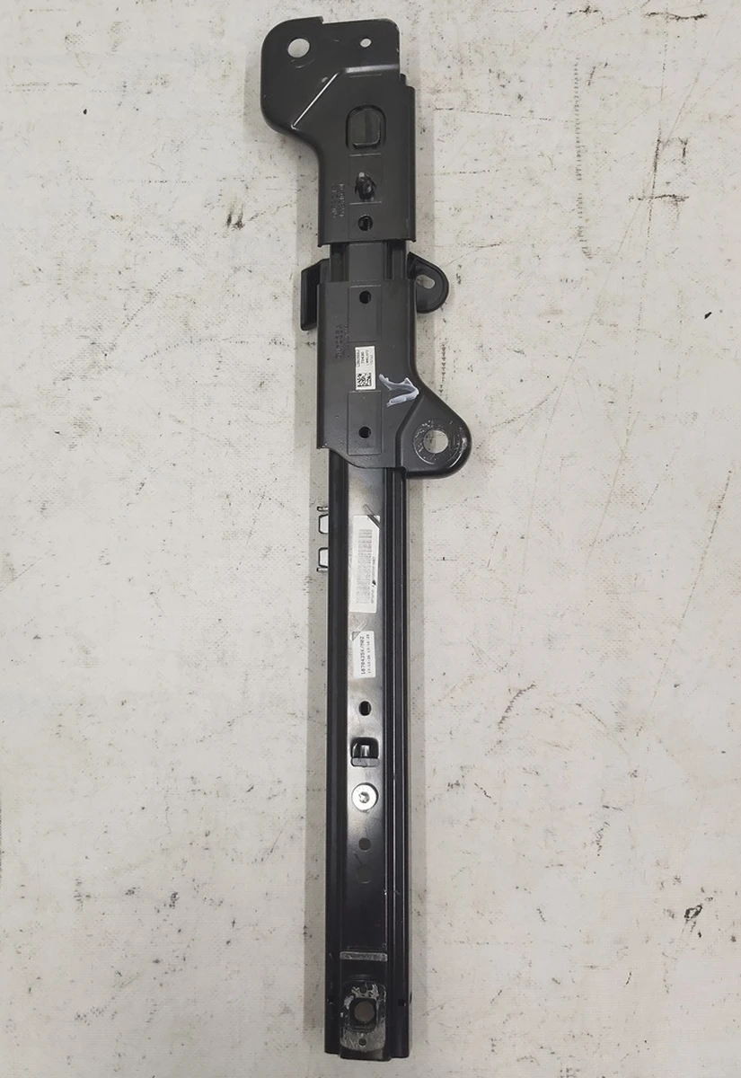 2 Санка сидіння 2-го ряду одинарного ліва в зборі Tesla model X 3123608-02-A